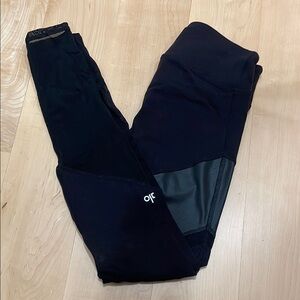 ALO Yoga Black Leggings with Mesh Panels